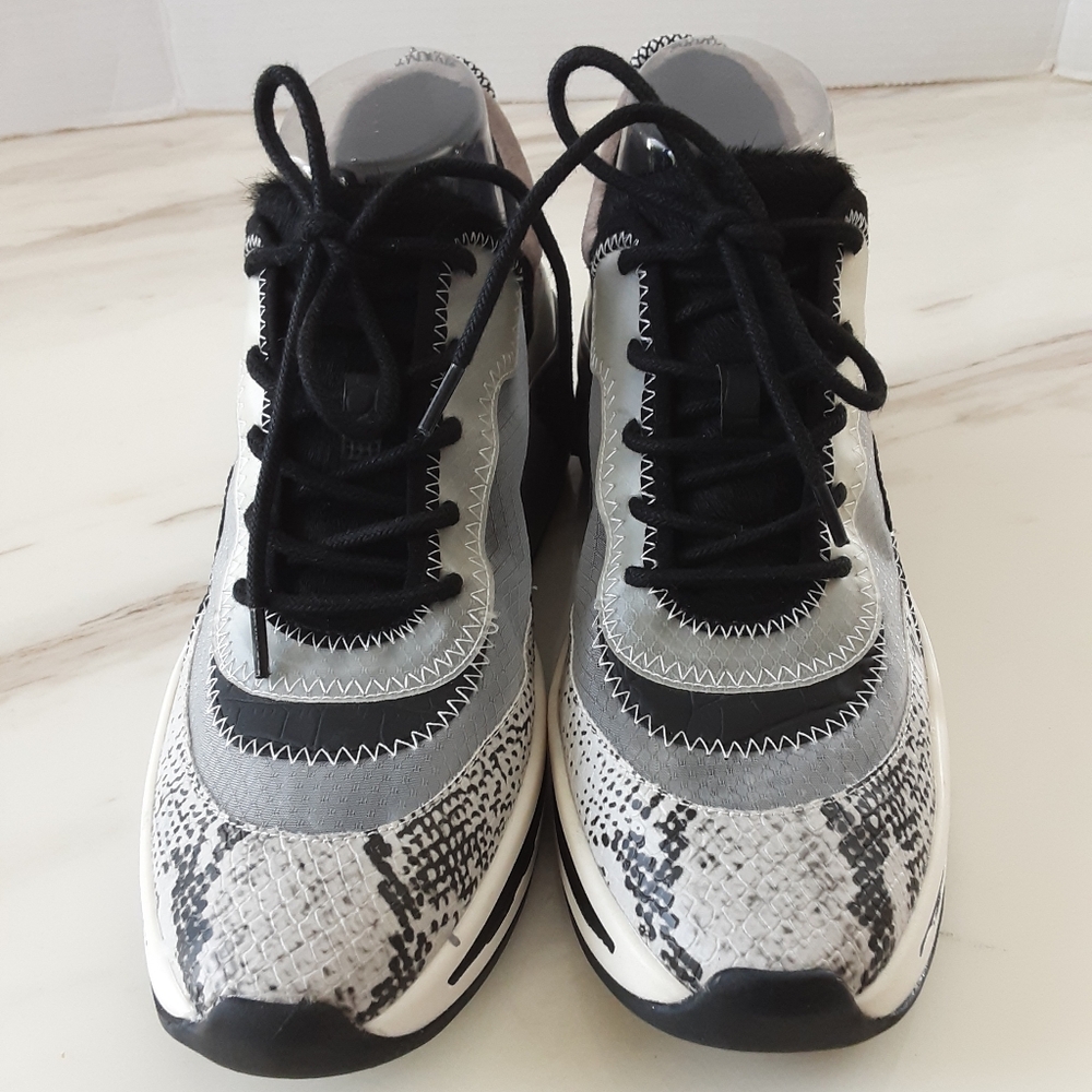 GIANNI BINI Malloy Chunky Snakeskin Print Calf Fur Lace-Up Wedge Sneakers Sz 8M - Picture 5 of 11